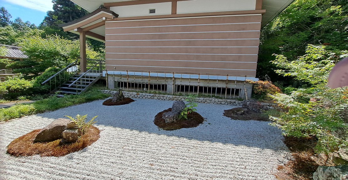 石馬寺庭園
